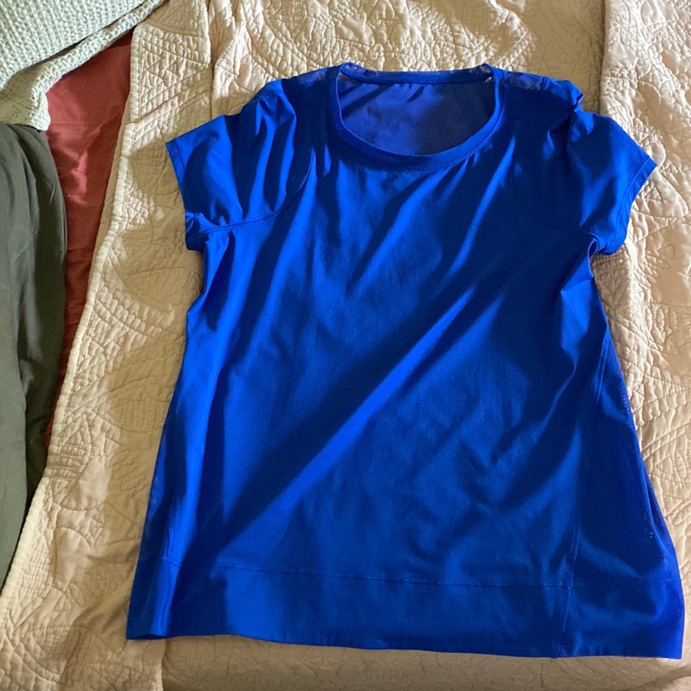 Lululemon shirt
